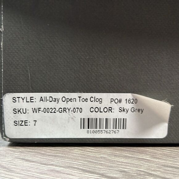 Nisolo All-Day Open Toe Clog Shoes - Picture 9 of 9